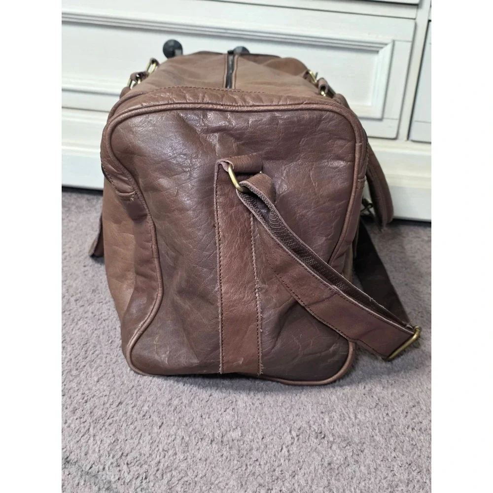 Lord And‎ Field Large Duffel Bag Brown Leather Fuzzy Lining Adjustable Travel